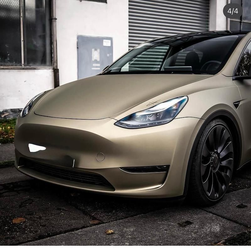 Occasion Tesla Model Y Performance 392 kW (534 ch) 2022 Andere farben SUV