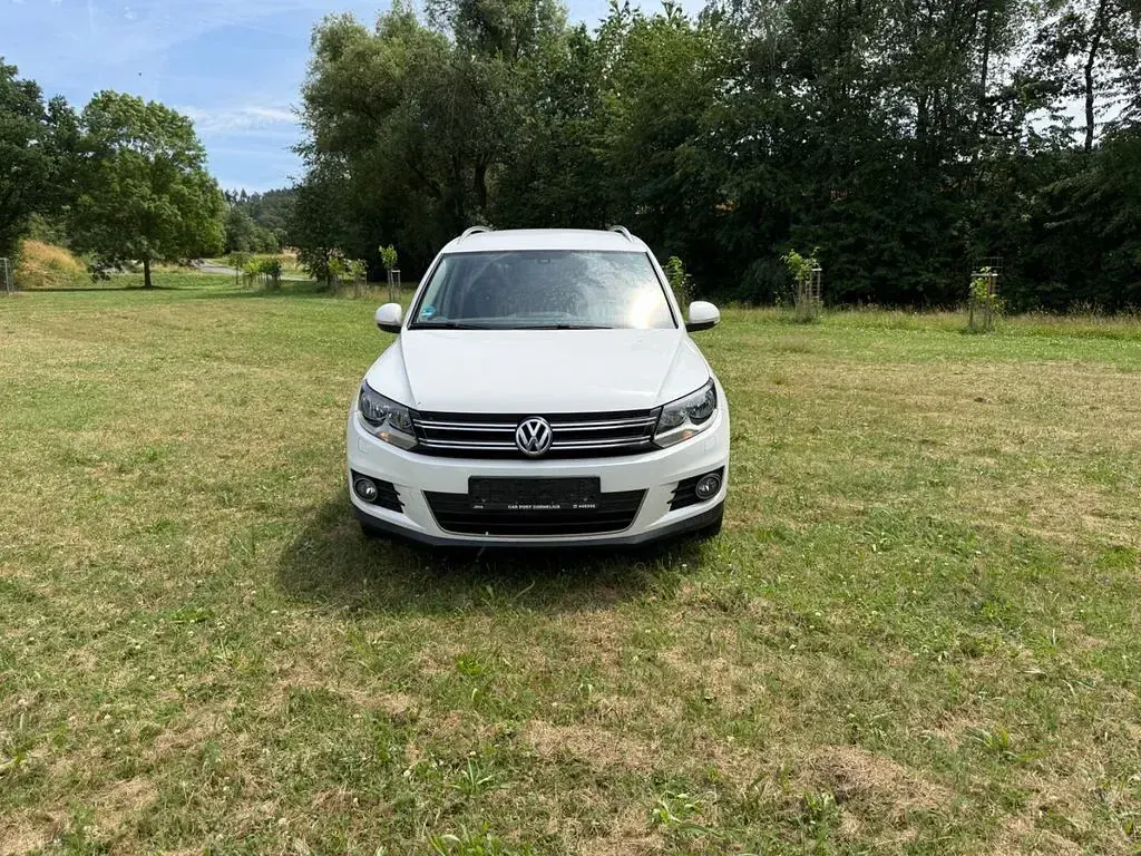 Gebraucht VW Tiguan Style 160 PS (117 kW) 2012 Weiß SUV