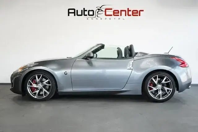 Gebraucht Nissan 370Z Pack 328 PS (241 kW) 2017 Grau Cabrio