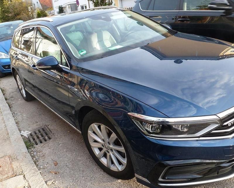 Gebraucht VW Passat GTE 218 PS (160 kW) 2020 Blau Kombi