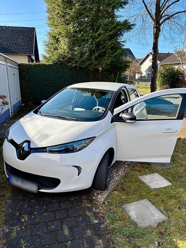 Gebraucht Renault Zoe 79 kW (108 PS) 2019 Weiß Kleinwagen