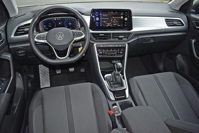Gebraucht VW T-Roc Life 116 PS (85 kW) 2024 Grau SUV