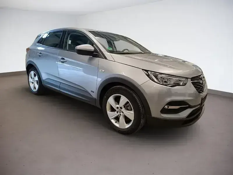 Gebraucht Opel Grandland X 181 PS (133 kW) 2021 Kontrast grau/quarz silber SUV