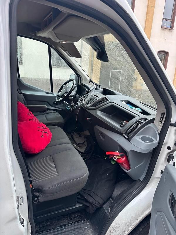 Gebraucht Ford Transit 131 PS (96 kW) 2019 Weiß Van / Kleinbus