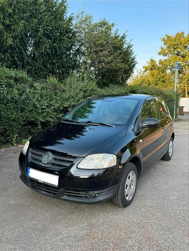 Schwarz Gebraucht 2007 VW Fox Kleinwagen | 1.100 € (Guter Preis) - Bild 1/4