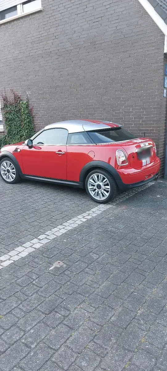 Gebraucht Mini Cooper Coupé 122 PS (89 kW) 2011 Rot Coupé