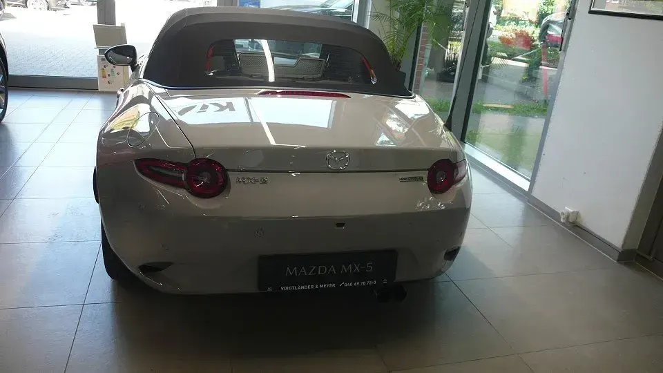 Neu Mazda MX5 Exclusive-Line 132 PS (97 kW) 2026 Cabrio