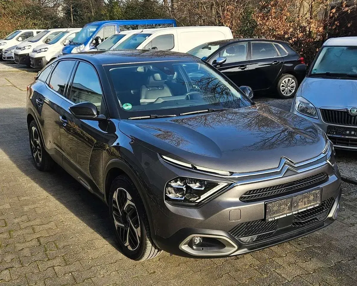 Gebraucht Citroën C4 Feel 131 PS (96 kW) 2021 Grau Limousine