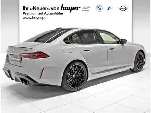 Gebraucht BMW M5 728 PS (535 kW) 2026 Grau (brooklyn grau metallic) Limousine