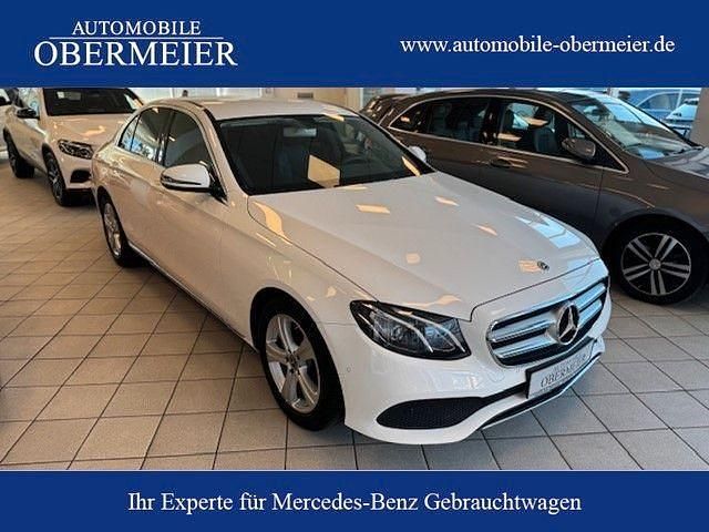 Weiß Gebraucht 2018 Mercedes E200 Avantgarde Limousine | 26.950 € (Fairer Preis) - Bild 1/4
