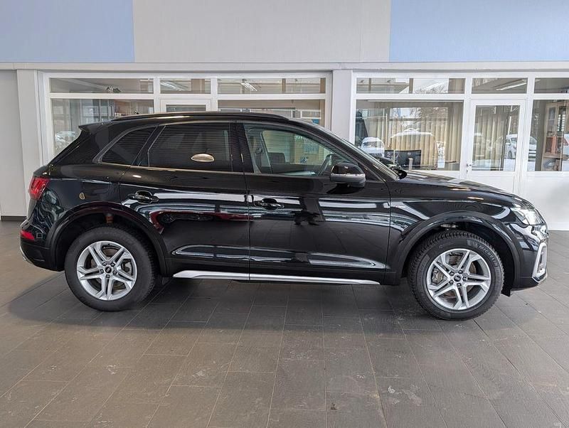 Gebraucht Audi Q5 S-Line 204 PS (150 kW) 2021 Mythosschwarz SUV