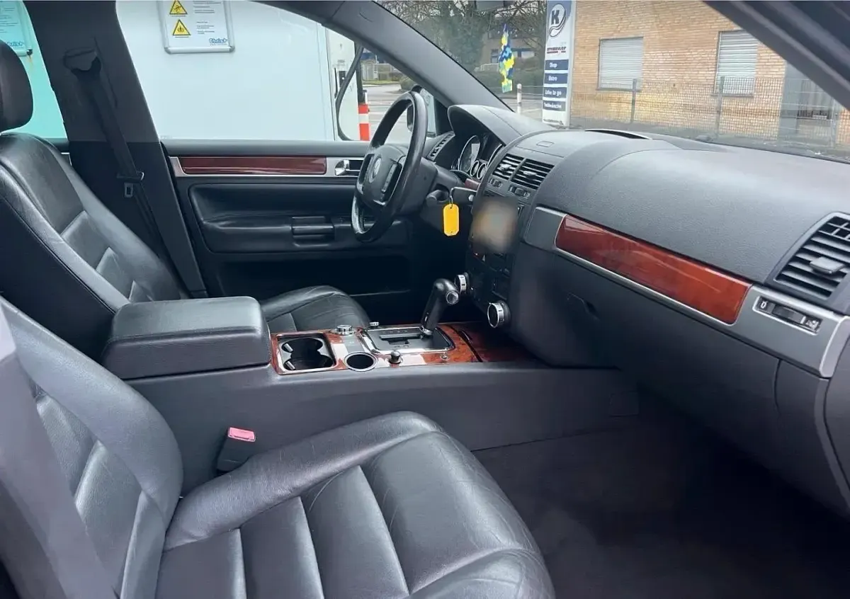 Gebraucht VW Touareg 220 PS (161 kW) 2003 Schwarz SUV