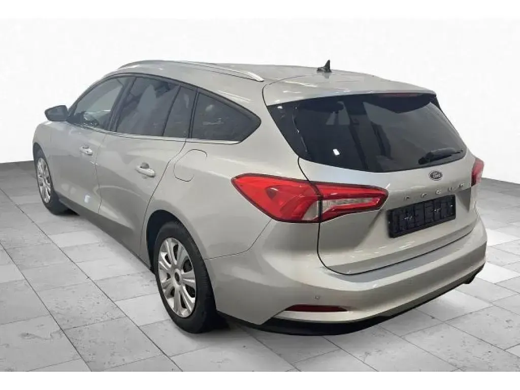 Gebraucht Ford Focus 150 PS (110 kW) 2020 Silber (metallic) Kombi