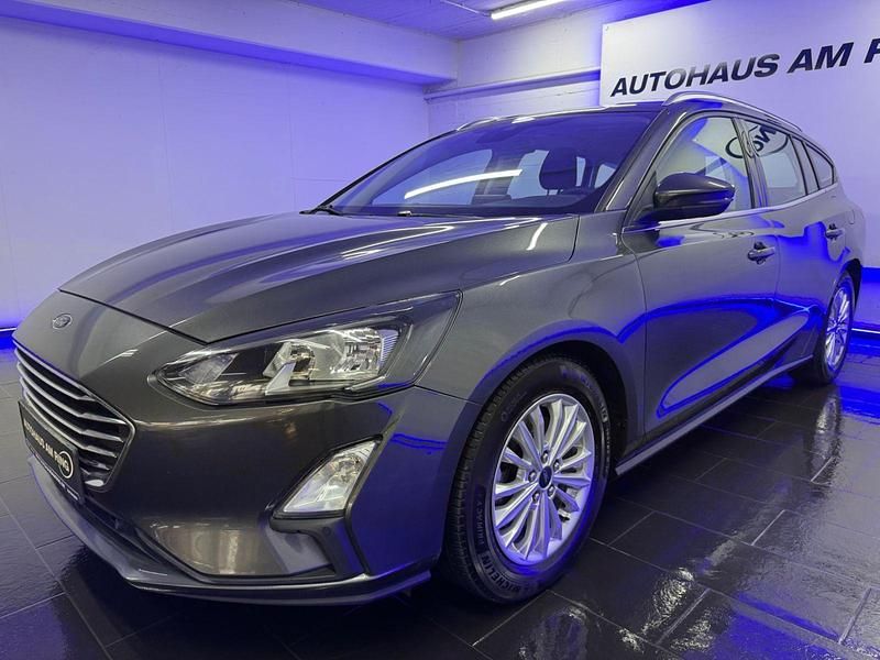 Gebraucht Ford Focus Titanium 120 PS (88 kW) 2019 Grau Kombi