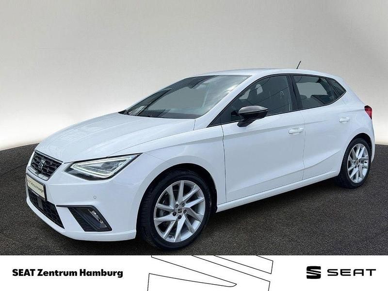 Weiß Gebraucht 2022 Seat Ibiza FR Limousine | 20.880 € (Fairer Preis) - Bild 1/4