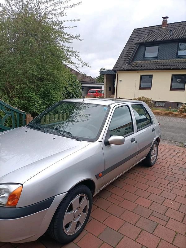Gebraucht Ford Fiesta 60 PS (44 kW) 2001 Grau Kleinwagen