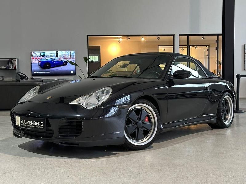 Schwarz Gebraucht 2004 Porsche 911 Carrera 4S Cabriolet Cabrio | 45.980 € (Etwas zu teuer) - Bild 1/4