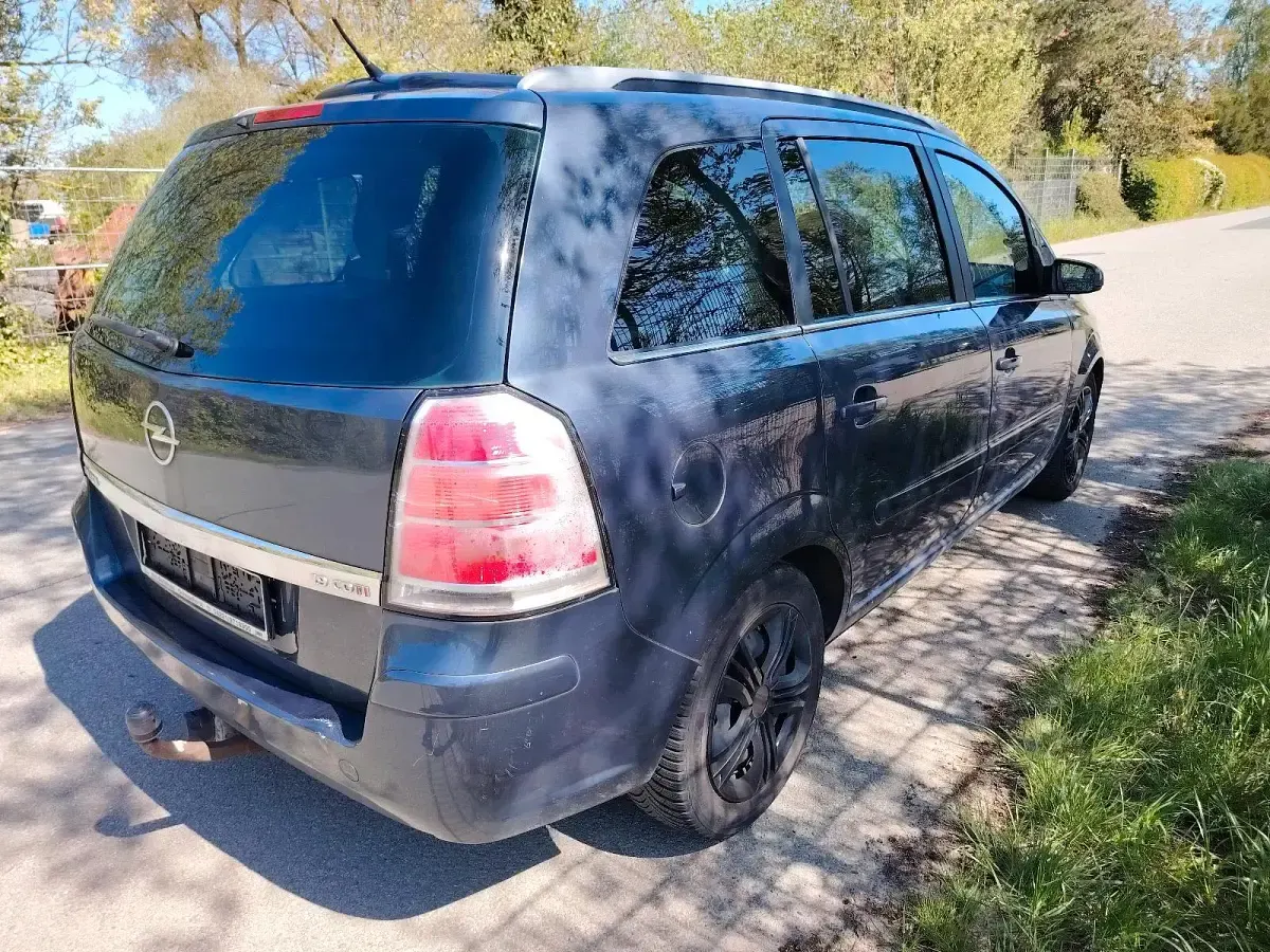 Gebraucht Opel Zafira 120 PS (88 kW) 2006 Schwarz Van / Kleinbus