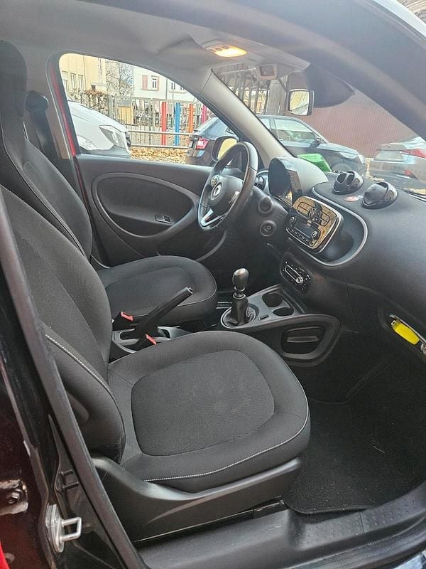 Gebraucht Smart ForFour 90 PS (66 kW) 2019 Rot Kleinwagen