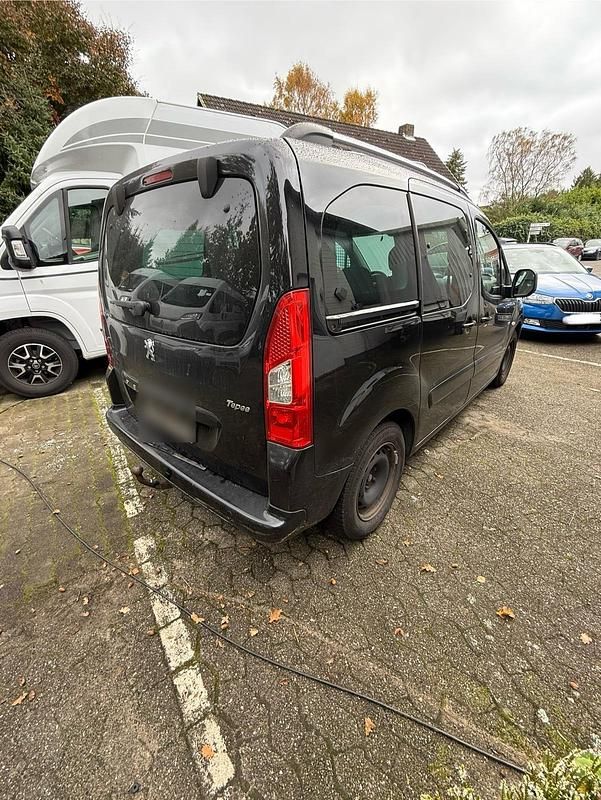 Gebraucht 2011 Peugeot Partner Tepee Van / Kleinbus | 2.500 € (Guter Preis) - Bild 1/4