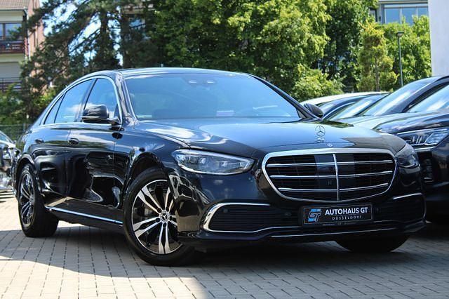 Schwarz Gebraucht 2021 Mercedes S350 Limousine | 56.999 € - Bild 1/4