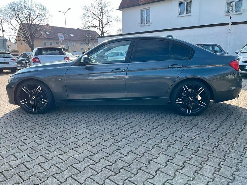 Gebraucht BMW 320 Efficient Dynamics 163 PS (119 kW) 2014 Grau Limousine