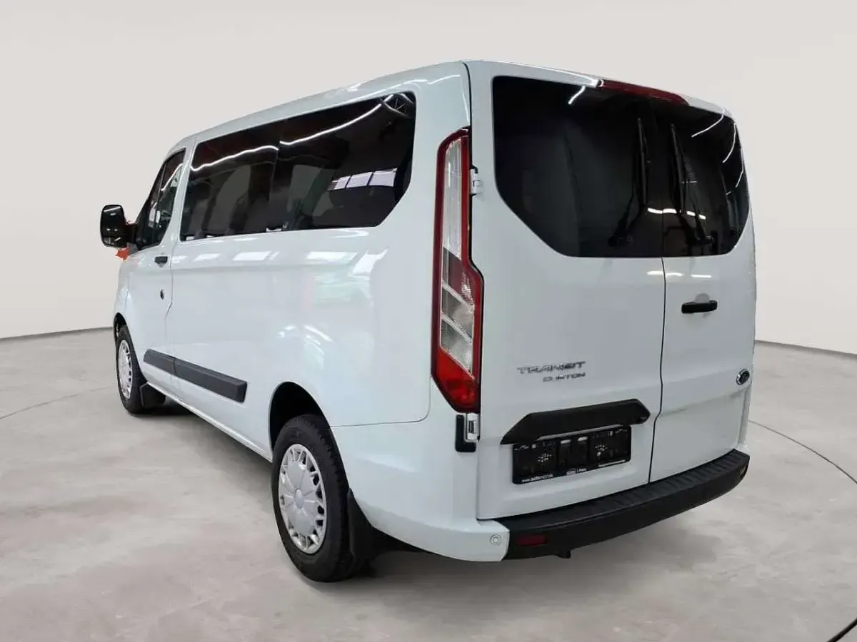 Gebraucht Ford Transit Custom Trend 131 PS (96 kW) 2021 Frostweiß Van