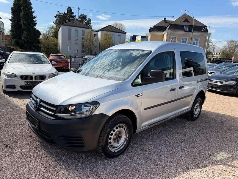 Gebraucht VW Caddy Life 122 PS (89 kW) 2017 Reflexsilber metallic Van / Kleinbus