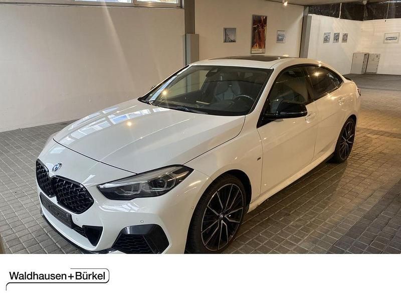 Alpinweiss Gebraucht 2020 BMW M235 Comfort Edition Coupé | 33.500 € (Fairer Preis) - Bild 1/4