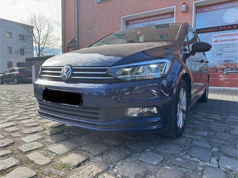 Gebraucht VW Touran Comfortline 150 PS (110 kW) 2016 Blau Van / Kleinbus