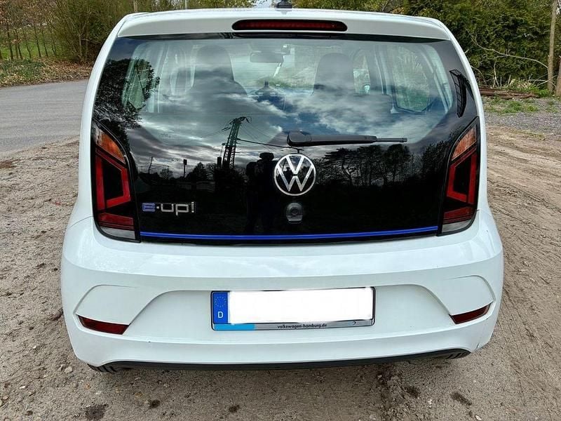Second-hand VW e-up! 61 kW (83 CP) 2020 Alb Hatchback