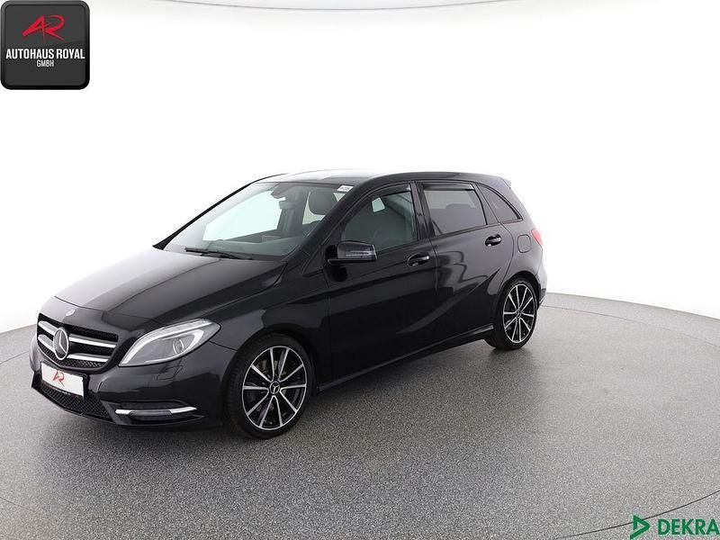 Schwarz Gebraucht 2013 Mercedes B250 Night Van / Kleinbus | 14.880 € (Fairer Preis) - Bild 1/4