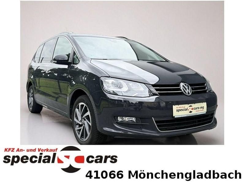 Grau Gebraucht 2018 VW Sharan Sound Van / Kleinbus | 25.950 € (Etwas zu teuer) - Bild 1/4