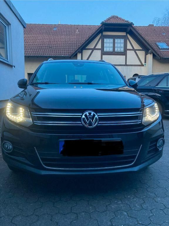 Gebraucht VW Tiguan LOUNGE 150 PS (110 kW) 2015 Schwarz SUV