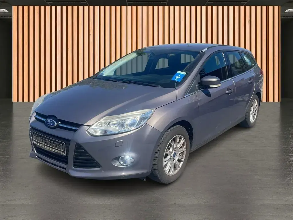 Gebraucht Ford Focus Titanium 150 PS (110 kW) 2011 Braun Limousine
