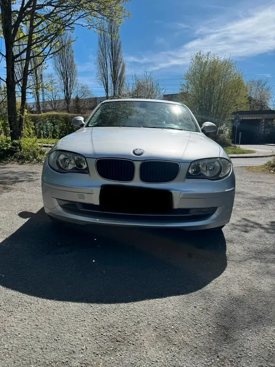 Gebraucht BMW 116 120 PS (88 kW) 2008 Silber Kleinwagen