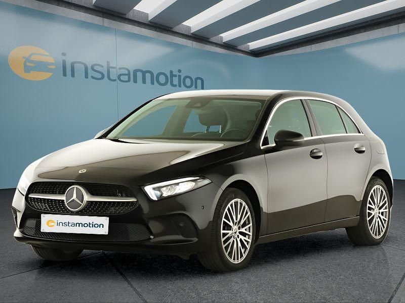 Schwarz Gebraucht 2021 Mercedes A250 Kleinwagen | 26.199 € (Fairer Preis) - Bild 1/4