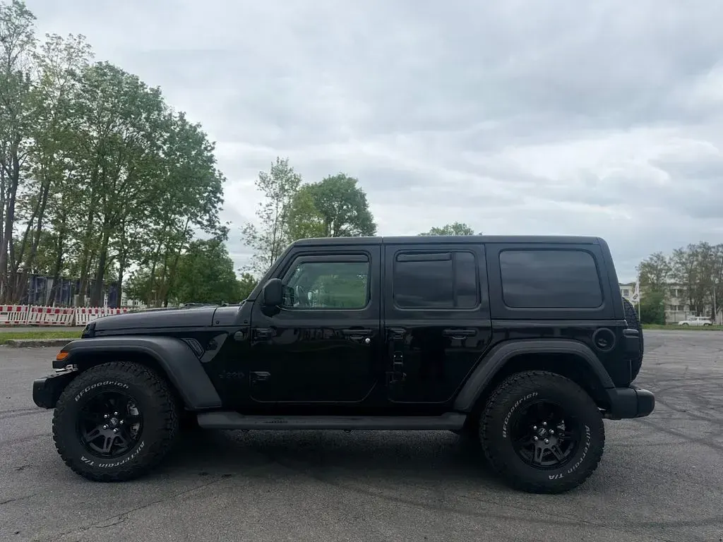 Gebraucht Jeep Wrangler 290 PS (213 kW) 2022 Schwarz SUV