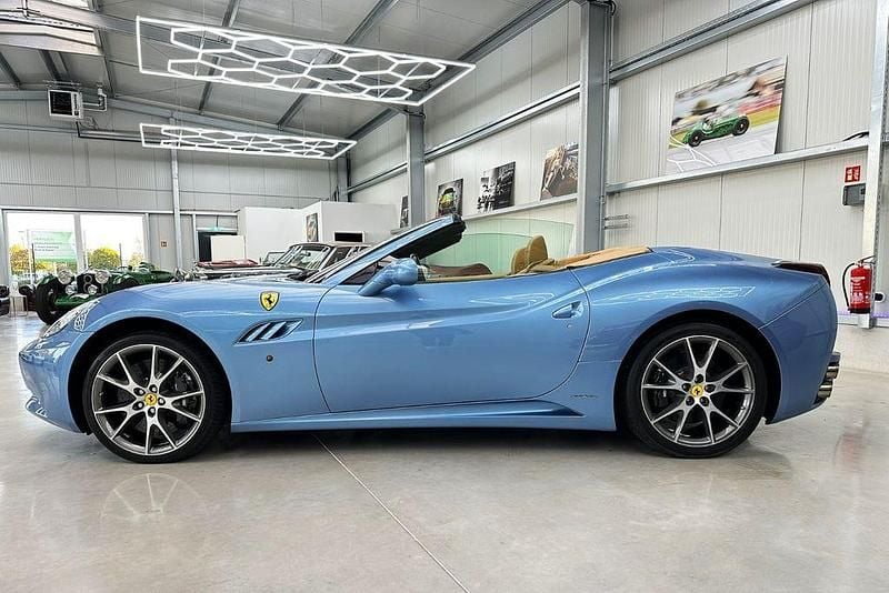 Gebraucht Ferrari California 460 PS (338 kW) 2012 Blau Cabrio