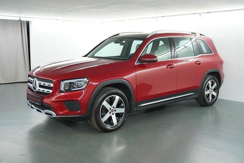 Rot Gebraucht 2021 Mercedes GLB200 Progressive SUV | 27.700 € (Guter Preis) - Bild 1/4