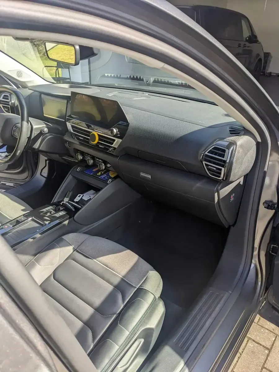 Gebraucht Citroën e-C4 100 kW (136 PS) 2022 Grau Coupé