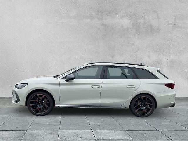 Gebraucht Cupra Leon VZ 333 PS (244 kW) 2024 Taiga grau metallic Kombi