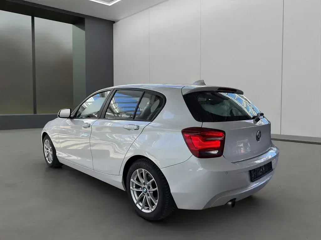 Gebraucht BMW 116 136 PS (100 kW) 2013 Weiss / mineralweiss (metallic) Kleinwagen