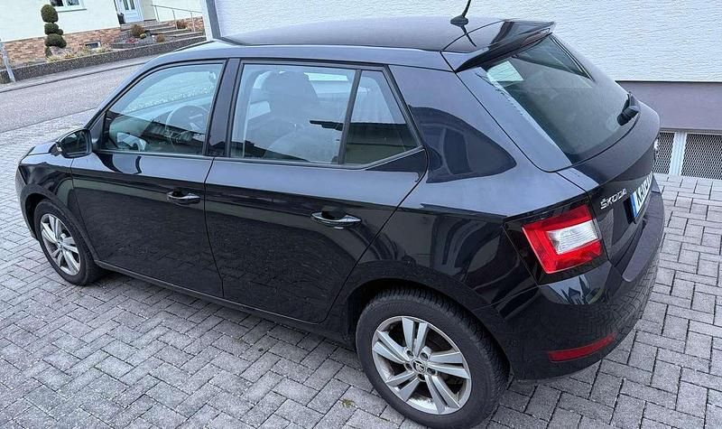 Gebraucht Skoda Fabia Ambition 110 PS (80 kW) 2018 Schwarz Limousine