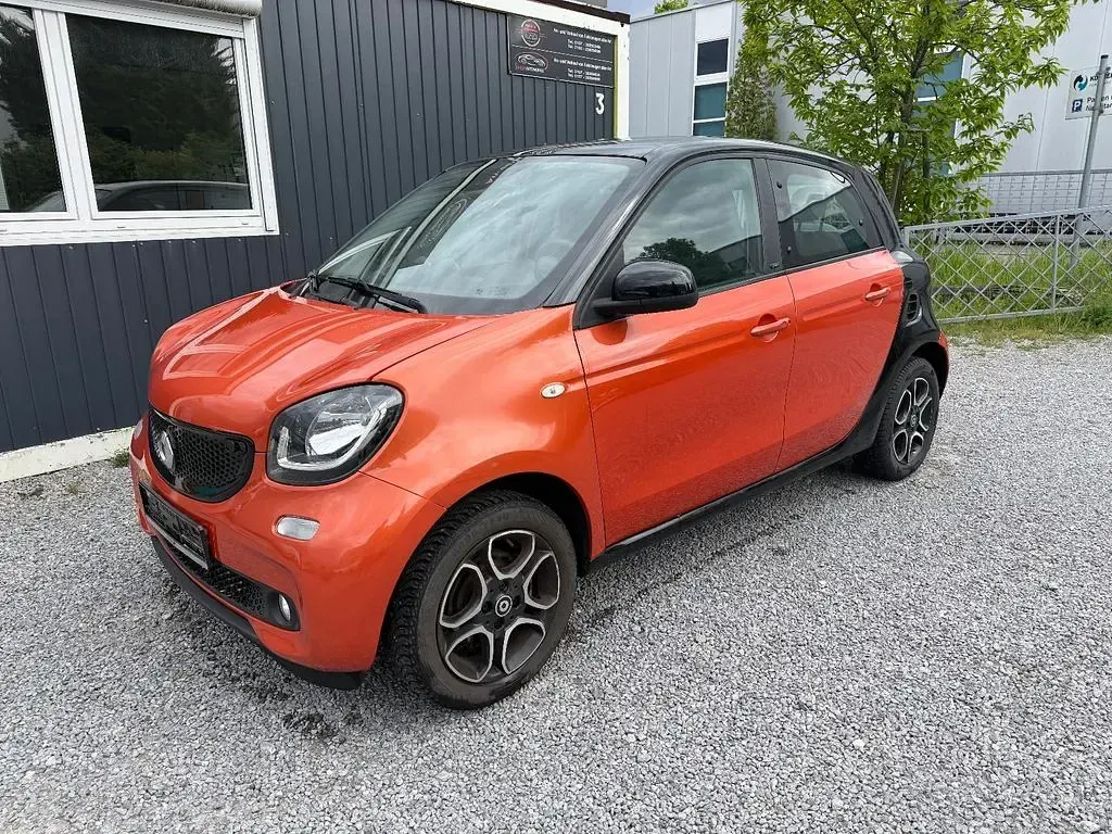 Używany Smart ForFour 71 KM (52 kW) 2017 Czarny Hatchback