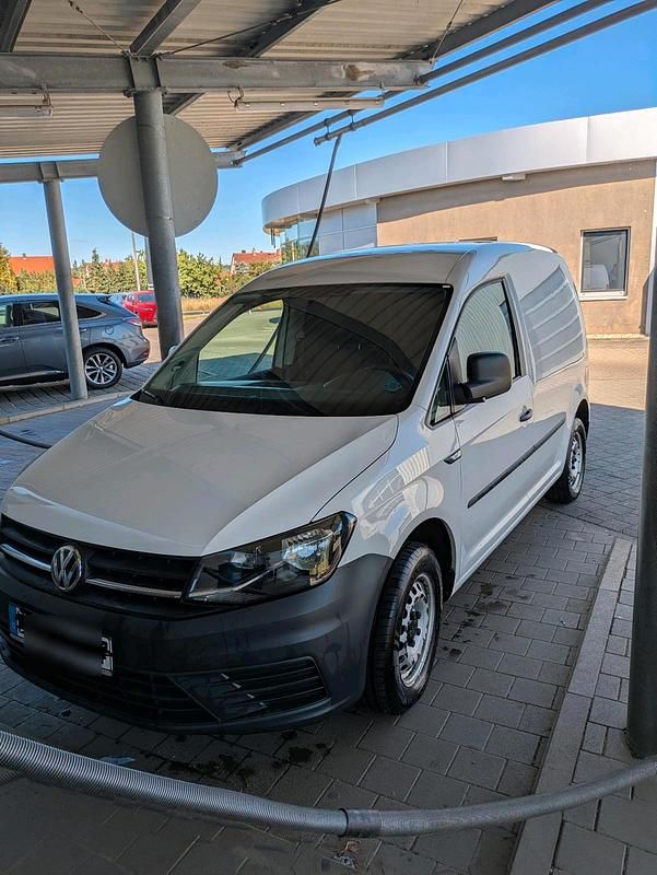Weiß Gebraucht 2015 VW Caddy Van / Kleinbus | 8.250 € (Fairer Preis) - Bild 1/4