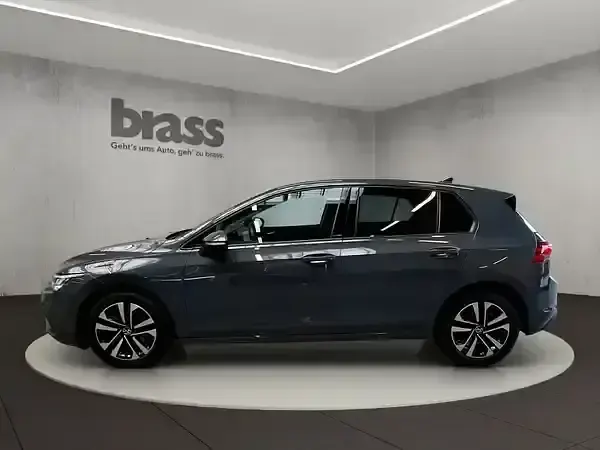 Gebraucht VW Golf VII 150 PS (110 kW) 2021 Delfingrau metallic Kleinwagen
