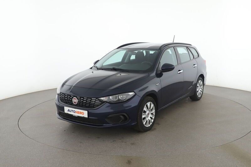 Blau Gebraucht 2018 Fiat Tipo Easy Kombi | 11.500 € (Fairer Preis) - Bild 1/4
