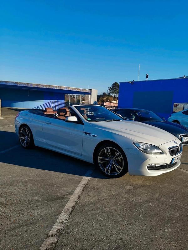Gebraucht BMW 640 Cabriolet 320 PS (235 kW) 2011 Weiß Cabrio