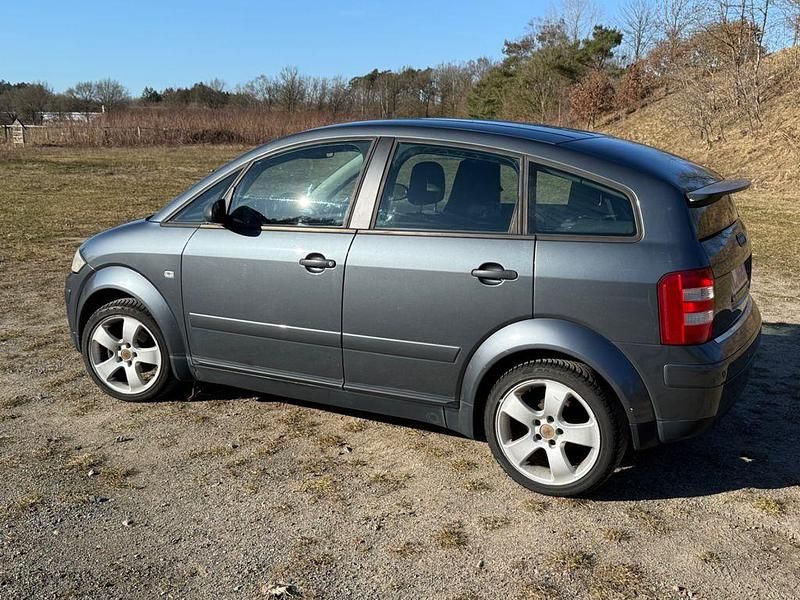 Gebraucht Audi A2 75 PS (55 kW) 2003 Grau Kleinwagen